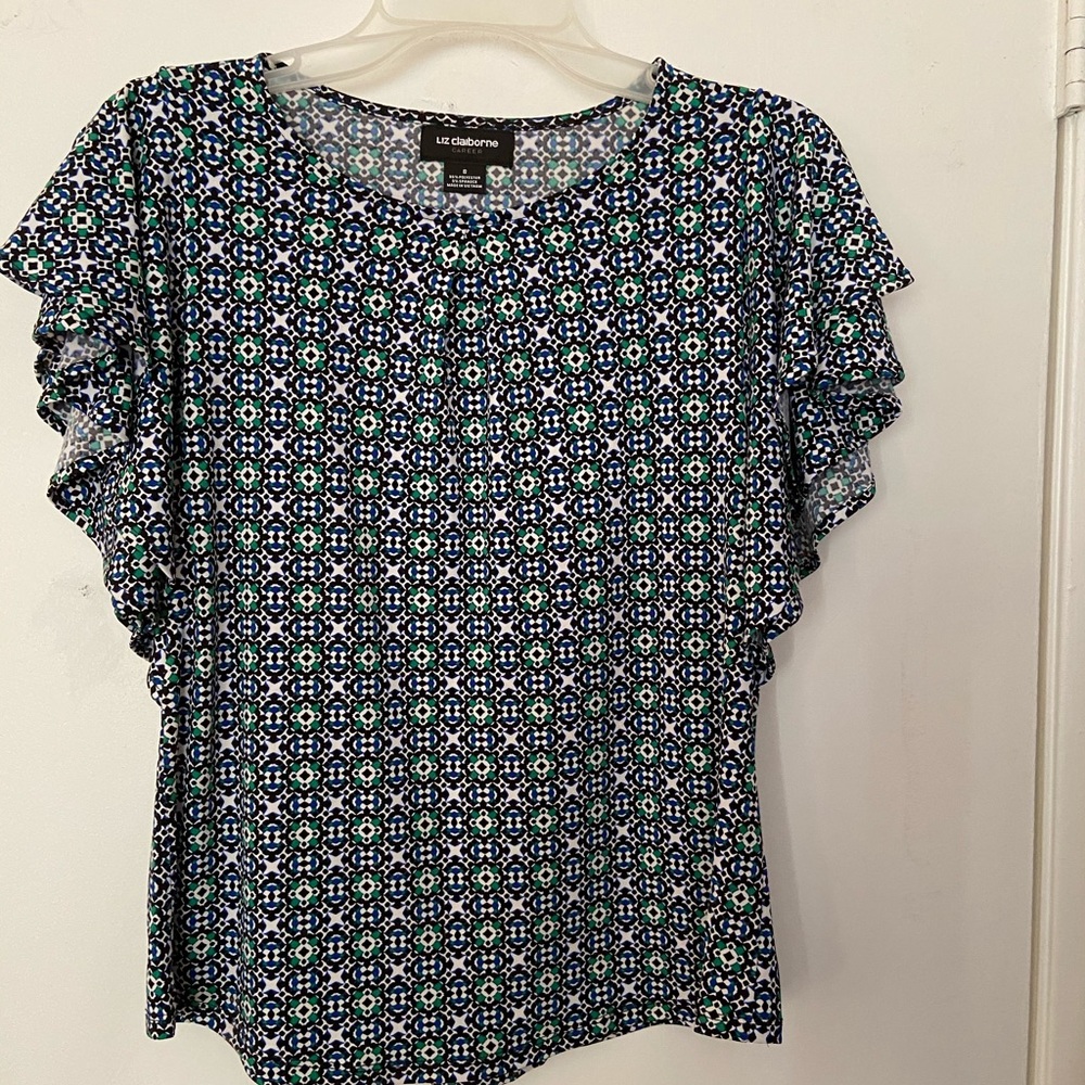 Liz Claiborne tip. Size small